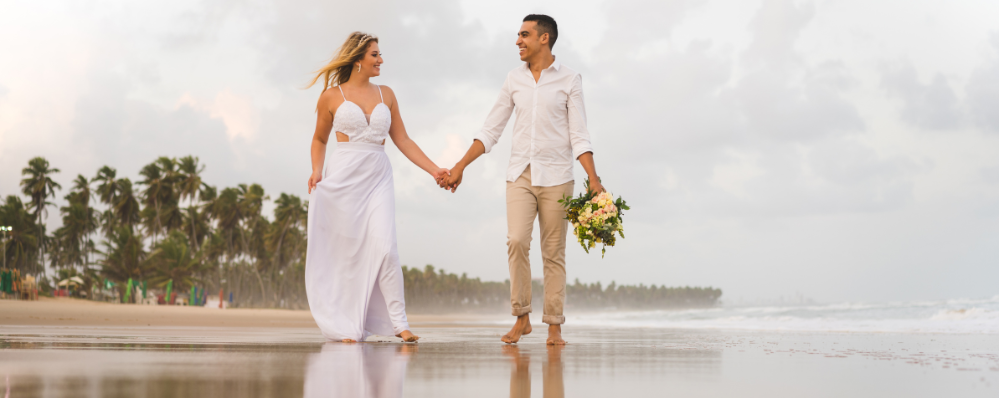 Casamento na Praia: Seu Guia Essencial